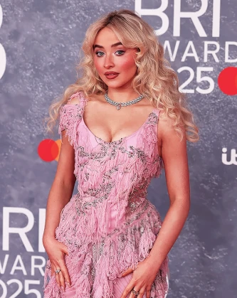 Imagem recente de sabrinacarpenter