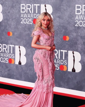 Imagem recente de sabrinacarpenter