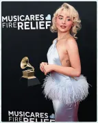 Imagem recente de sabrinacarpenter