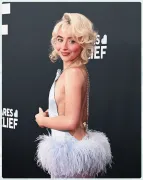 Imagem recente de sabrinacarpenter