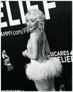 Imagem recente de sabrinacarpenter