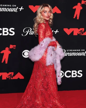 Imagem recente de sabrinacarpenter