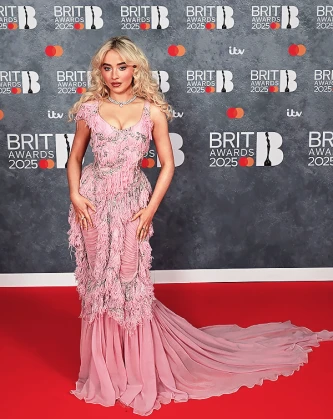 Imagem recente de sabrinacarpenter