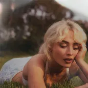 Imagem recente de sabrinacarpenter