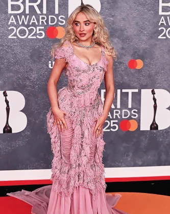 Imagem recente de sabrinacarpenter