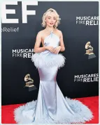 Imagem recente de sabrinacarpenter