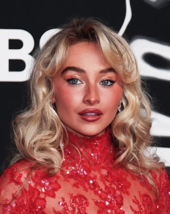 Imagem recente de sabrinacarpenter