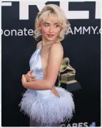 Imagem recente de sabrinacarpenter