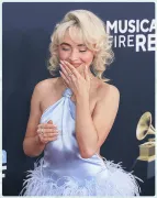 Imagem recente de sabrinacarpenter