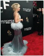 Imagem recente de sabrinacarpenter