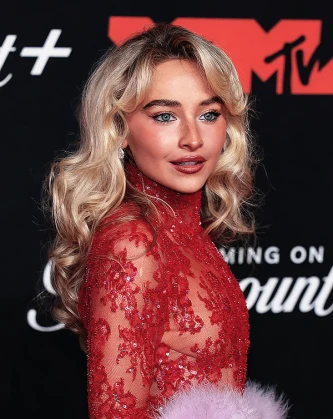 Imagem recente de sabrinacarpenter