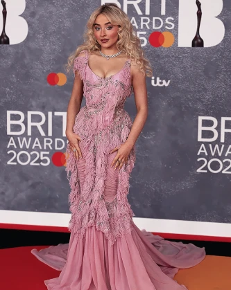 Imagem recente de sabrinacarpenter