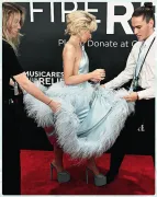 Imagem recente de sabrinacarpenter