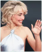 Imagem recente de sabrinacarpenter