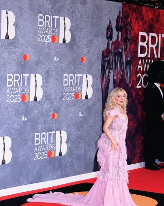 Imagem recente de sabrinacarpenter