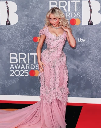 Imagem recente de sabrinacarpenter