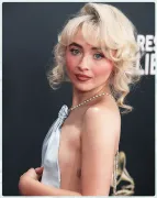 Imagem recente de sabrinacarpenter