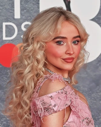 Imagem recente de sabrinacarpenter