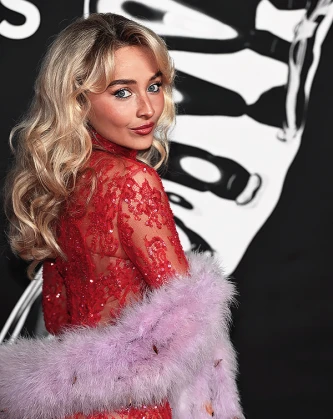 Imagem recente de sabrinacarpenter