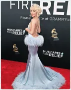 Imagem recente de sabrinacarpenter