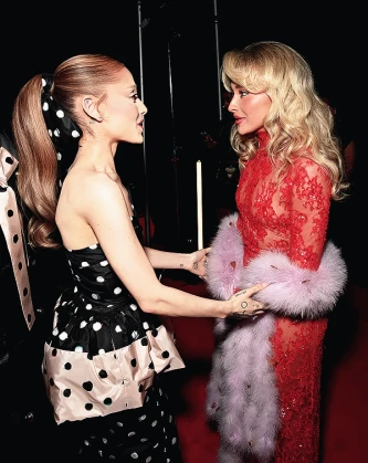 Imagem recente de sabrinacarpenter