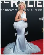 Imagem recente de sabrinacarpenter