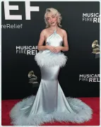 Imagem recente de sabrinacarpenter