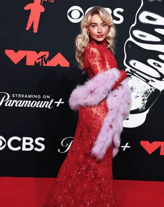 Imagem recente de sabrinacarpenter