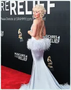 Imagem recente de sabrinacarpenter