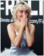 Imagem recente de sabrinacarpenter