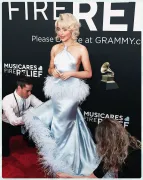 Imagem recente de sabrinacarpenter