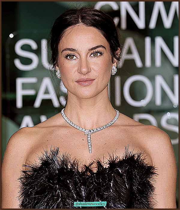 Foto de shailenewoodley