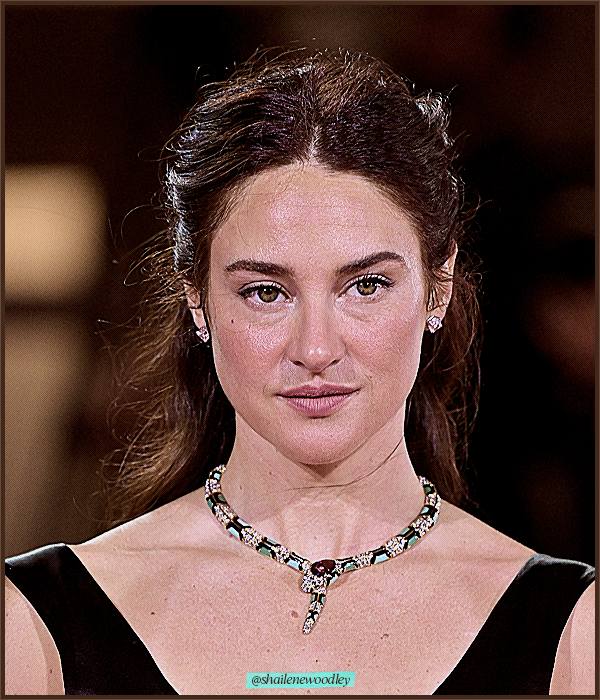 Foto de shailenewoodley