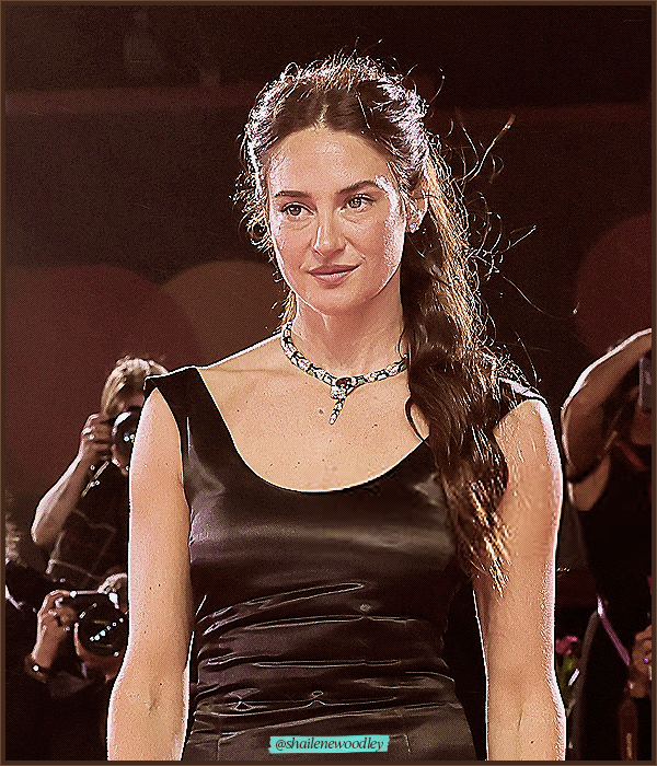 Foto de shailenewoodley