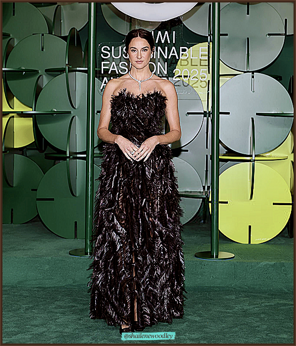 Foto de shailenewoodley