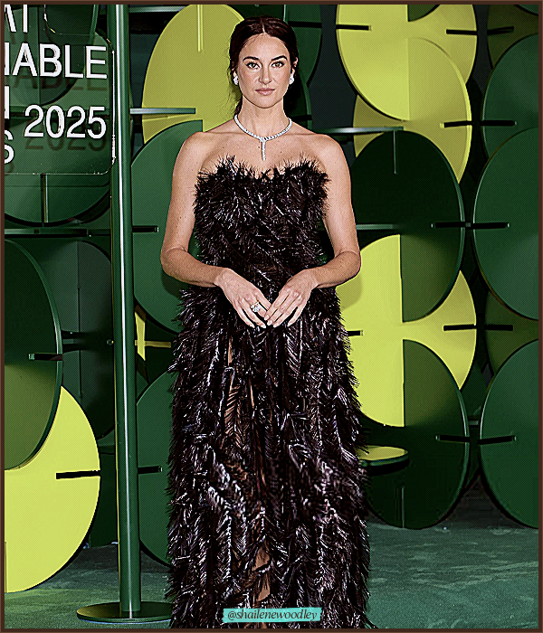 Foto de shailenewoodley