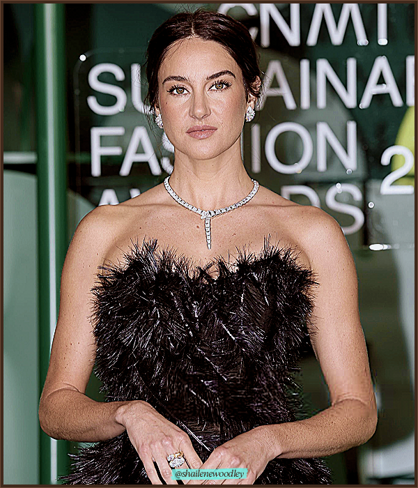 Foto de shailenewoodley