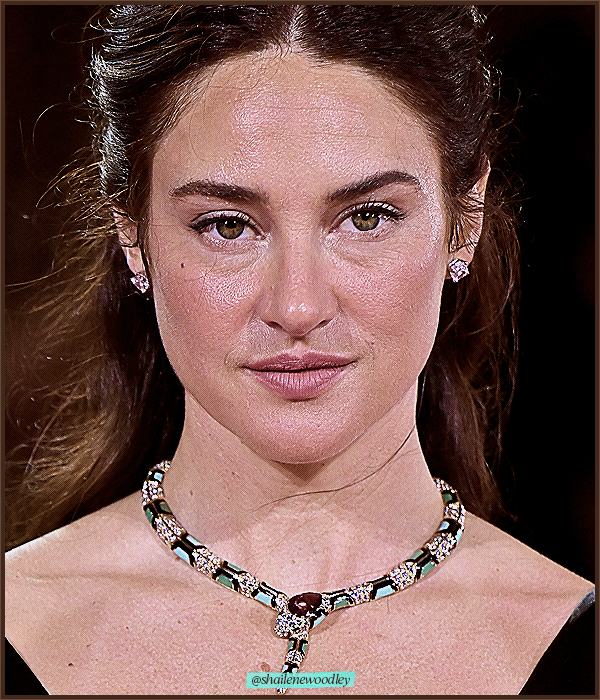 Foto de shailenewoodley