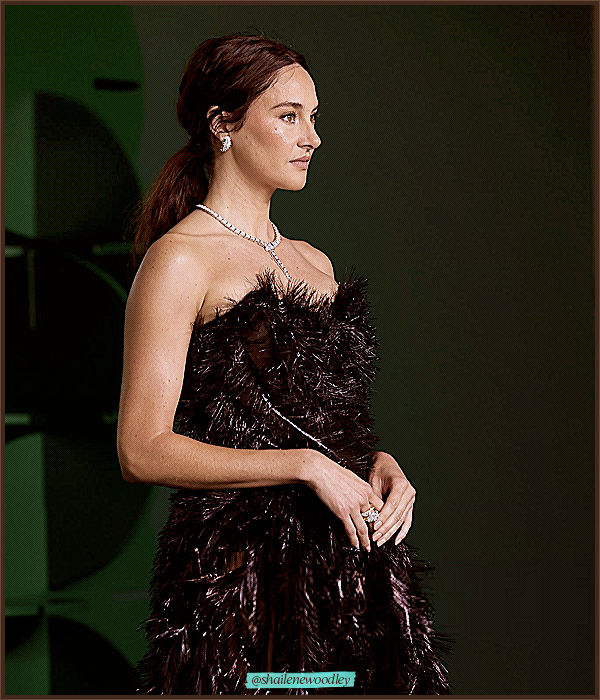 Foto de shailenewoodley