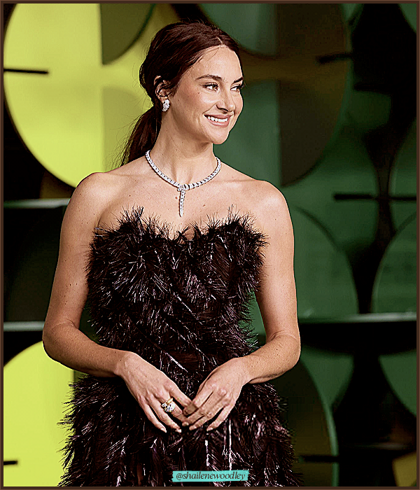 Foto de shailenewoodley