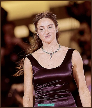 Imagem recente de shailenewoodley