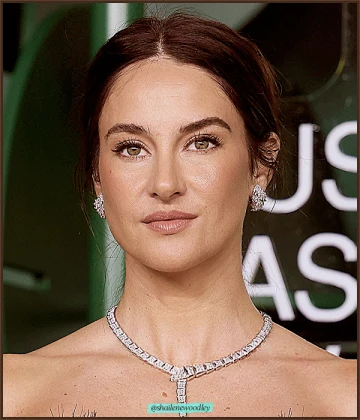 Imagem recente de shailenewoodley