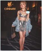 Imagem recente de shortnsweet