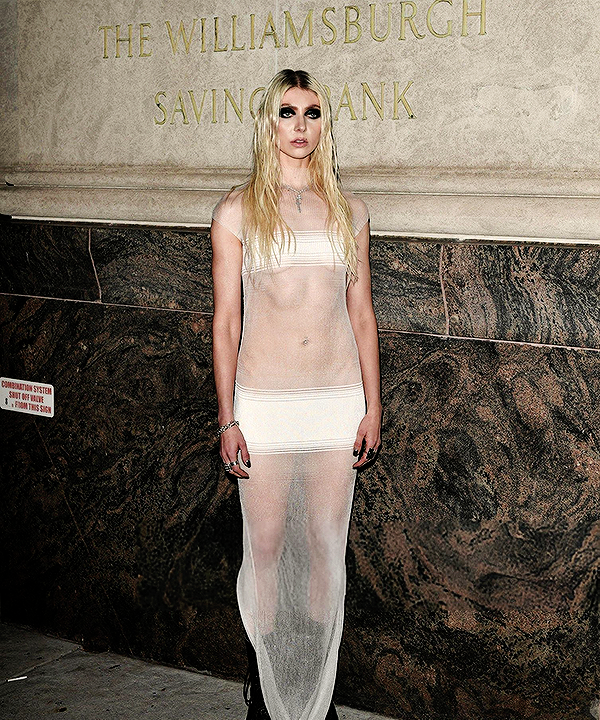 Foto de taylormomsen