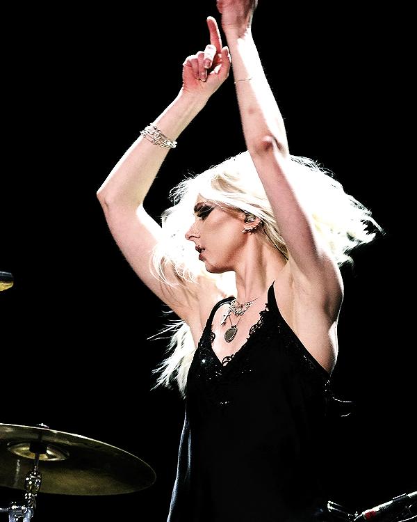 Foto de taylormomsen