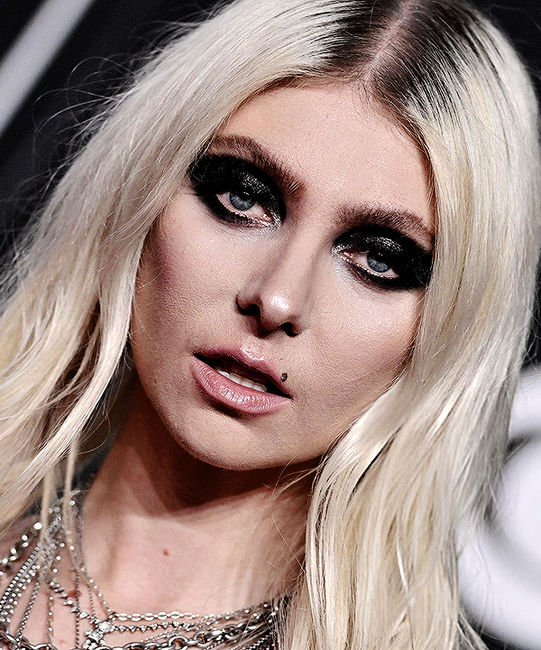 Foto de taylormomsen