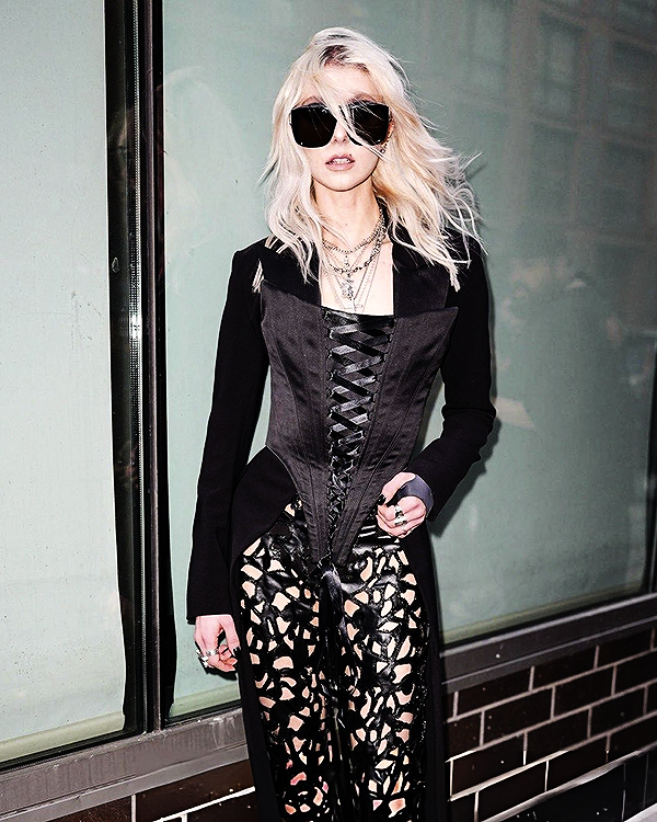 Foto de taylormomsen