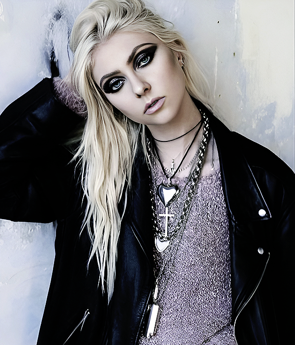 Foto de taylormomsen