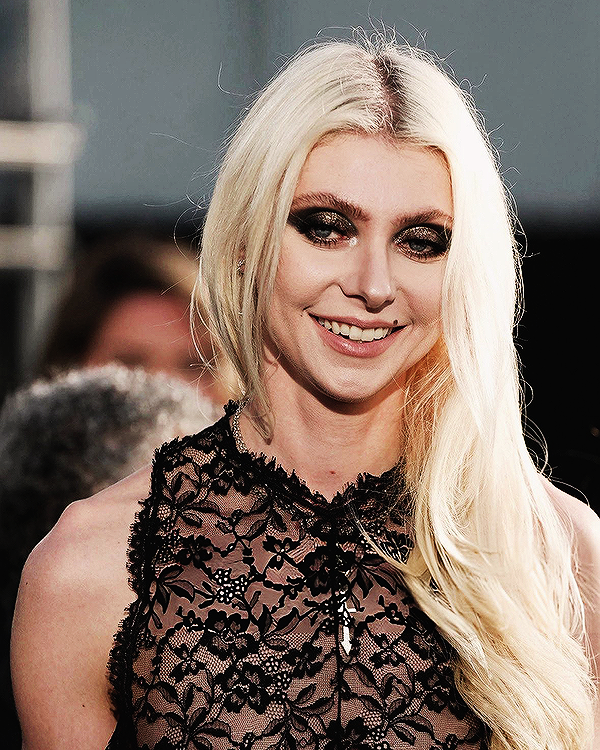 Foto de taylormomsen