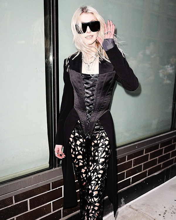 Foto de taylormomsen